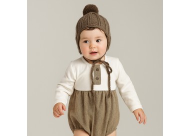 Pelele de bebé calentito lana