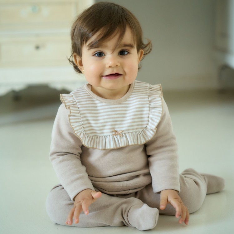Pijama con pie rayas camel niña