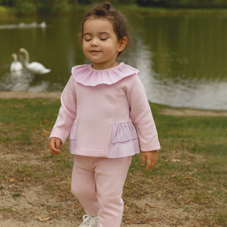 Chándal de niña rayas rosa con volantes