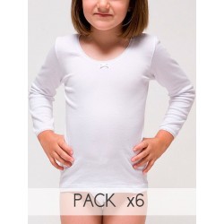 Girl´s long sleeve t-shirt.