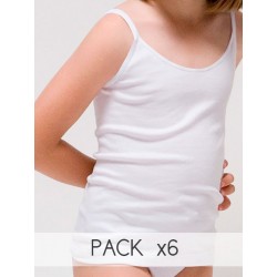 Girl´s t-shirt with thin straps.