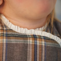 Vestido bebé cuadro marrón invierno