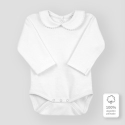 Newborn´s long sleeve one-piece with collar.