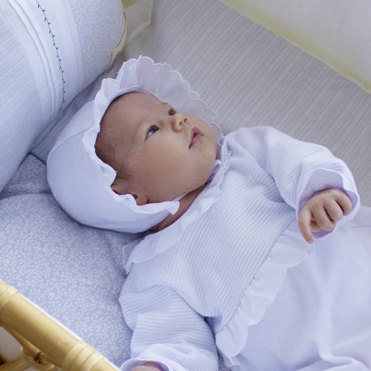 Set bebé pelele + capota y manta blanca Set bebé pelele + capota y manta blanca