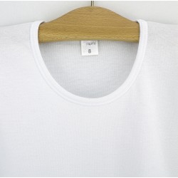 Girl´s short sleeve t-shirt.