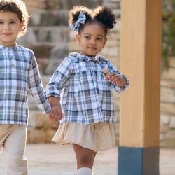 Conjunto blusa y falda cuadros bebé