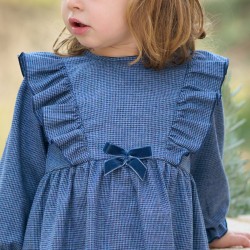 Vestido de niña elegante