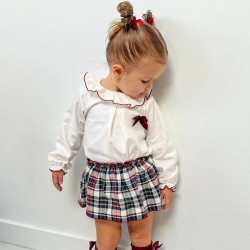 Conjunto de blusa y falda escocesa mi�a